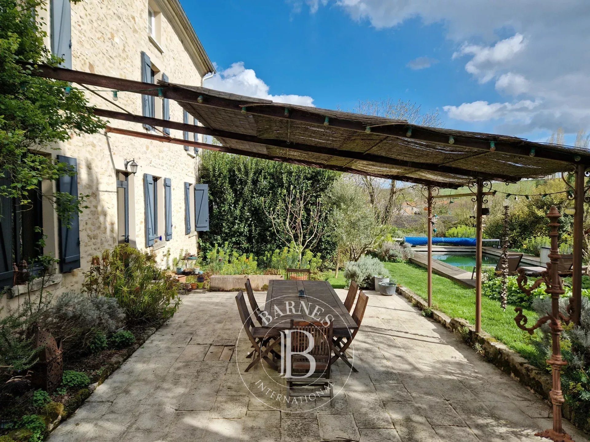 Maison à vendre, 276m², Oinville-sur-Montcient