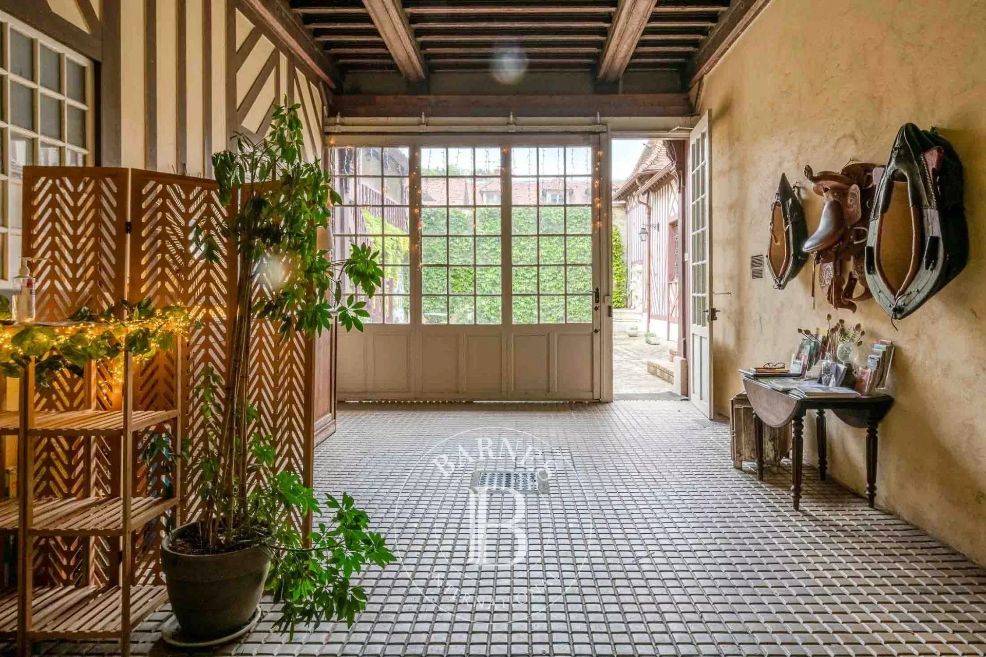 Maison à vendre, 383m², Évry-Courcouronnes
