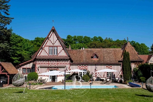 Maison 11 pièces 383 m² · à Évry-Courcouronnes · 383 m² · 1 310 000 €
