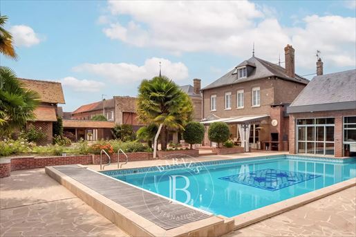 Maison 10 pièces 430 m² · à La Haye-Malherbe · 430 m² · 995 000 €