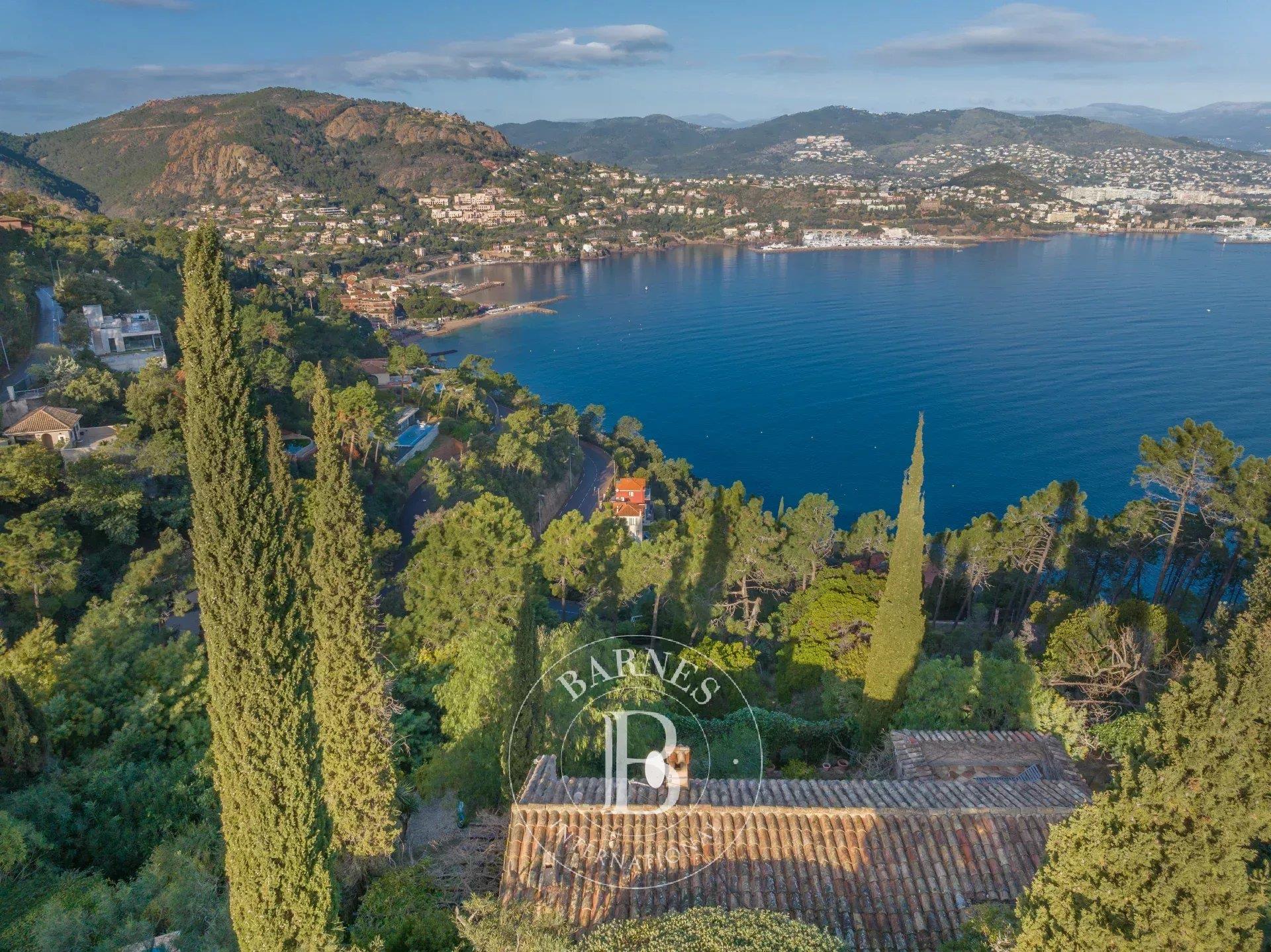 Maison à vendre, 180m², Théoule-sur-Mer