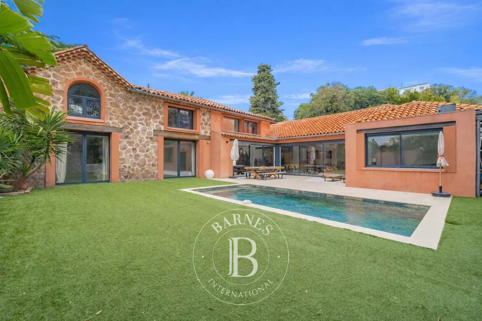 Maison à vendre, 280m², Saint-Raphaël