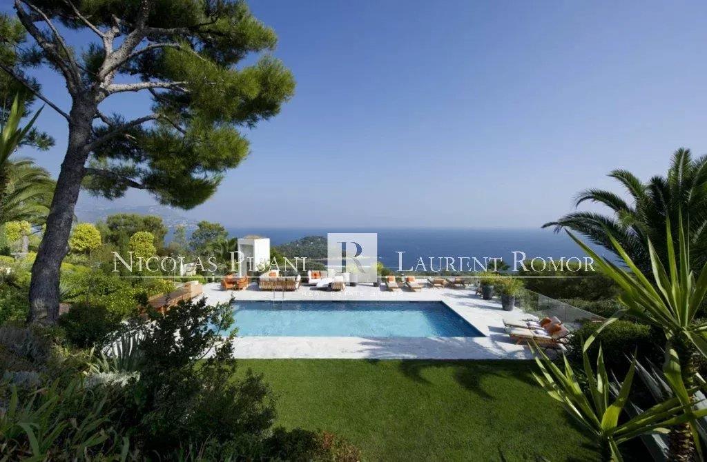 Maison à louer, 700m², Saint-Jean-Cap-Ferrat
