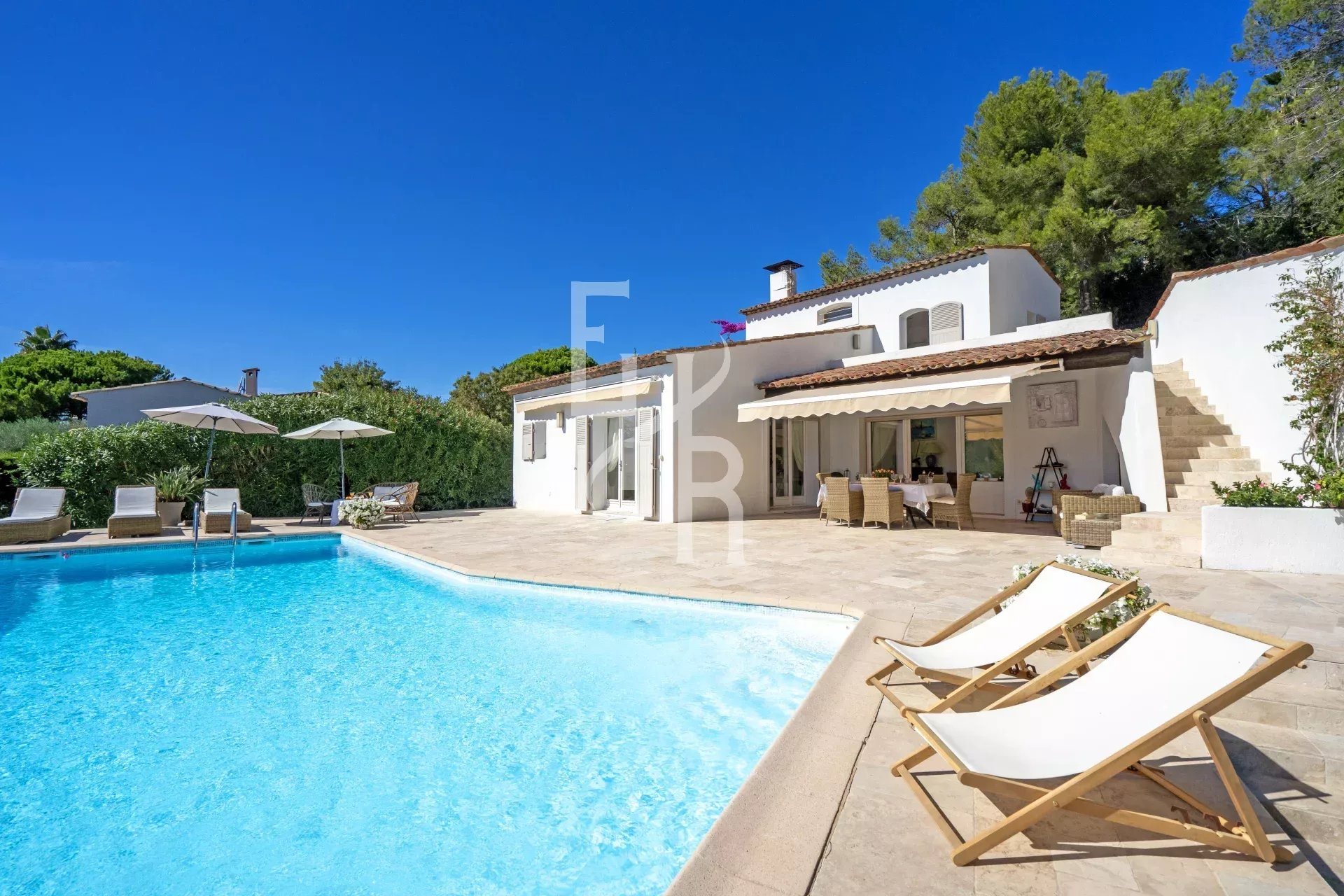 Maison à vendre, 220m², Mougins