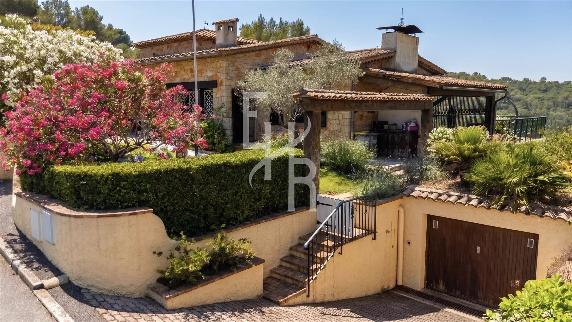 Maison à vendre, 240m², Biot
