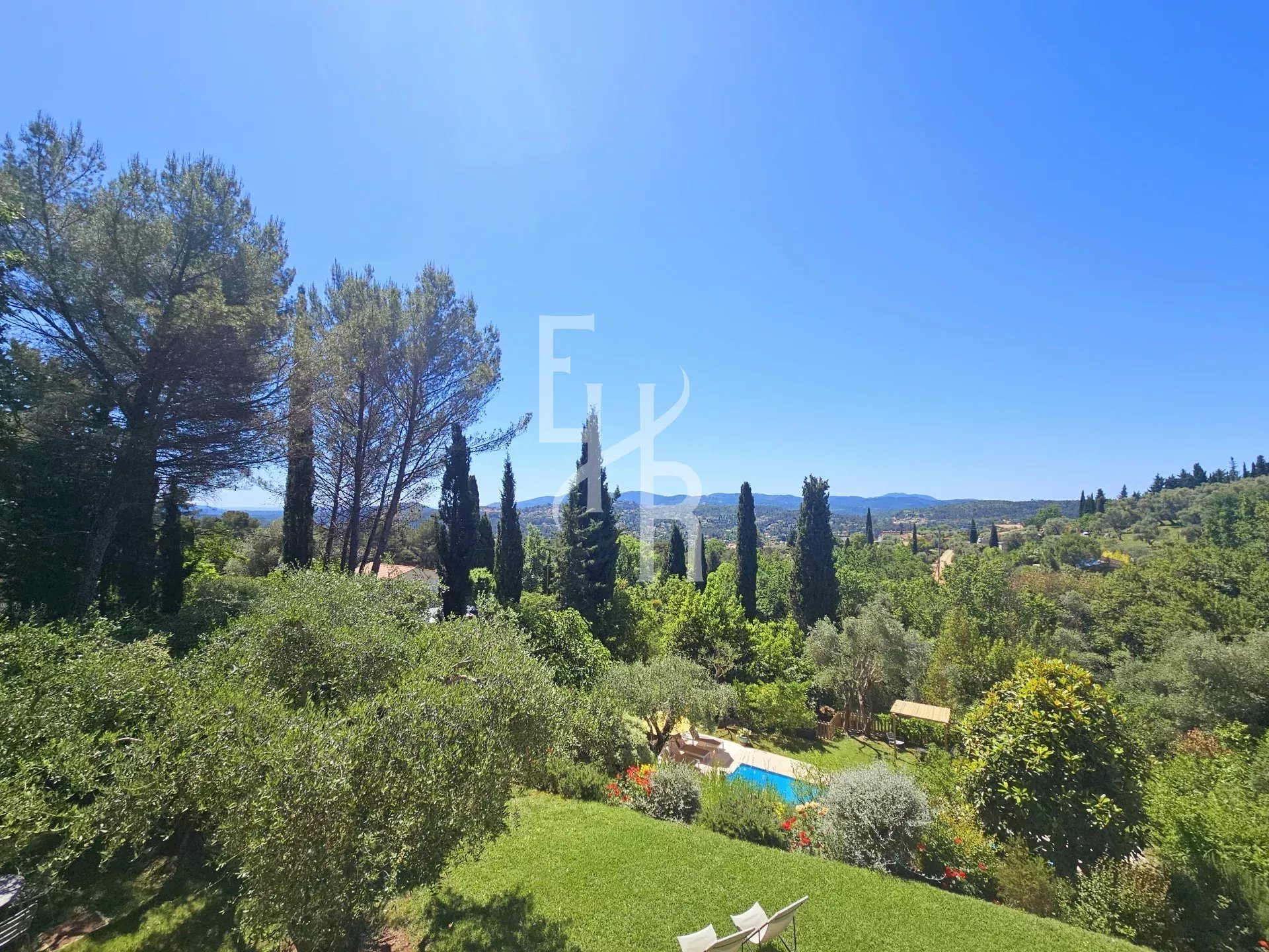 Maison à vendre, 205m², Spéracèdes