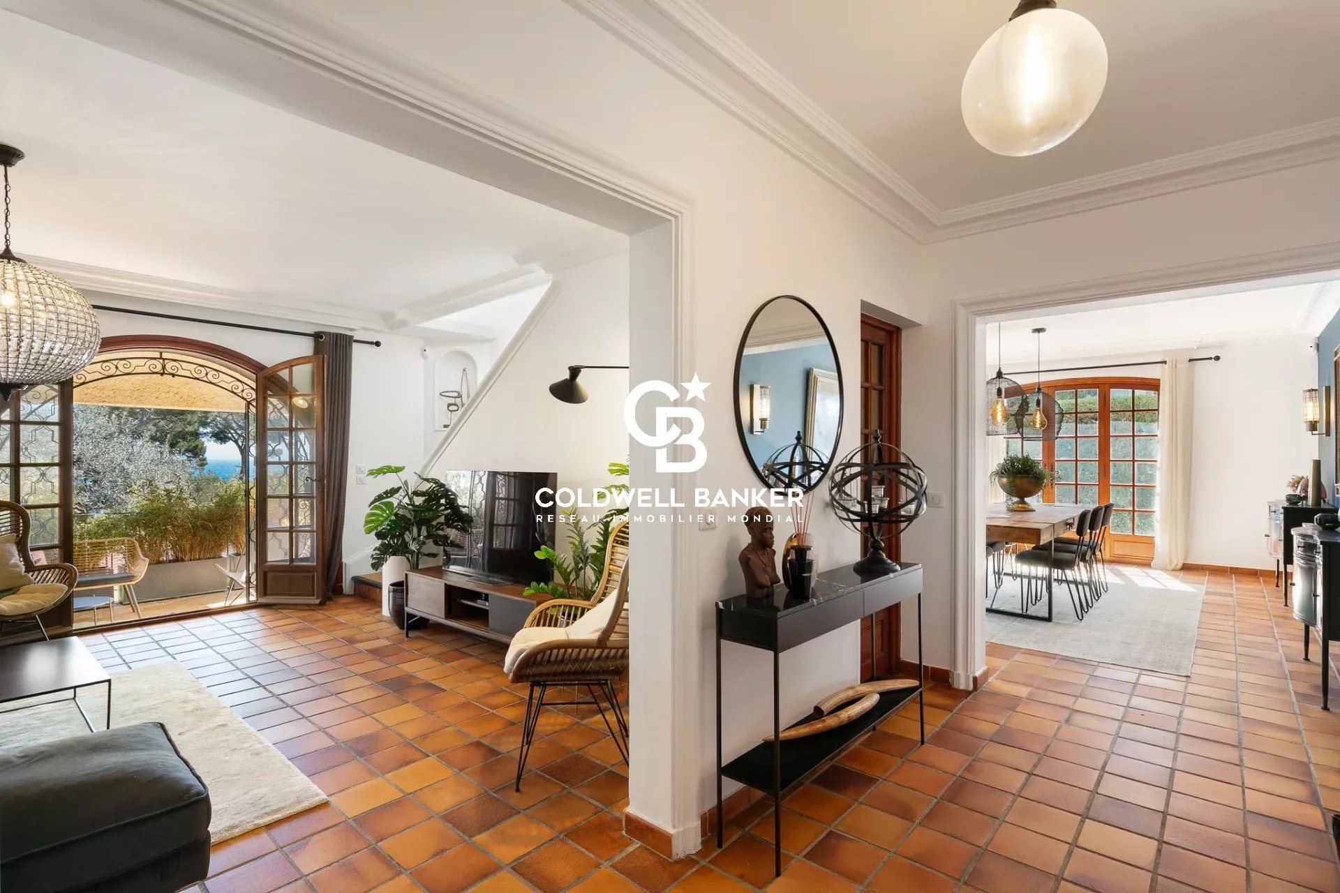 House in Antibes, Cap d'Antibes - More
