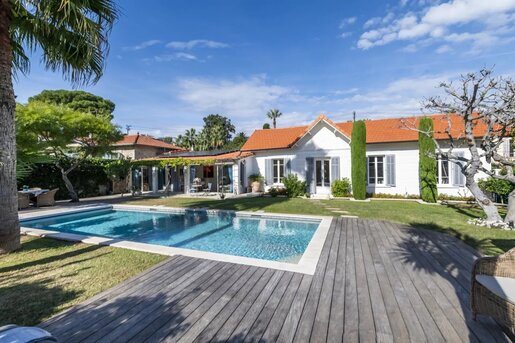 Maison 5 pièces 132 m² · à Antibes · 132 m² · 2 500 000 €