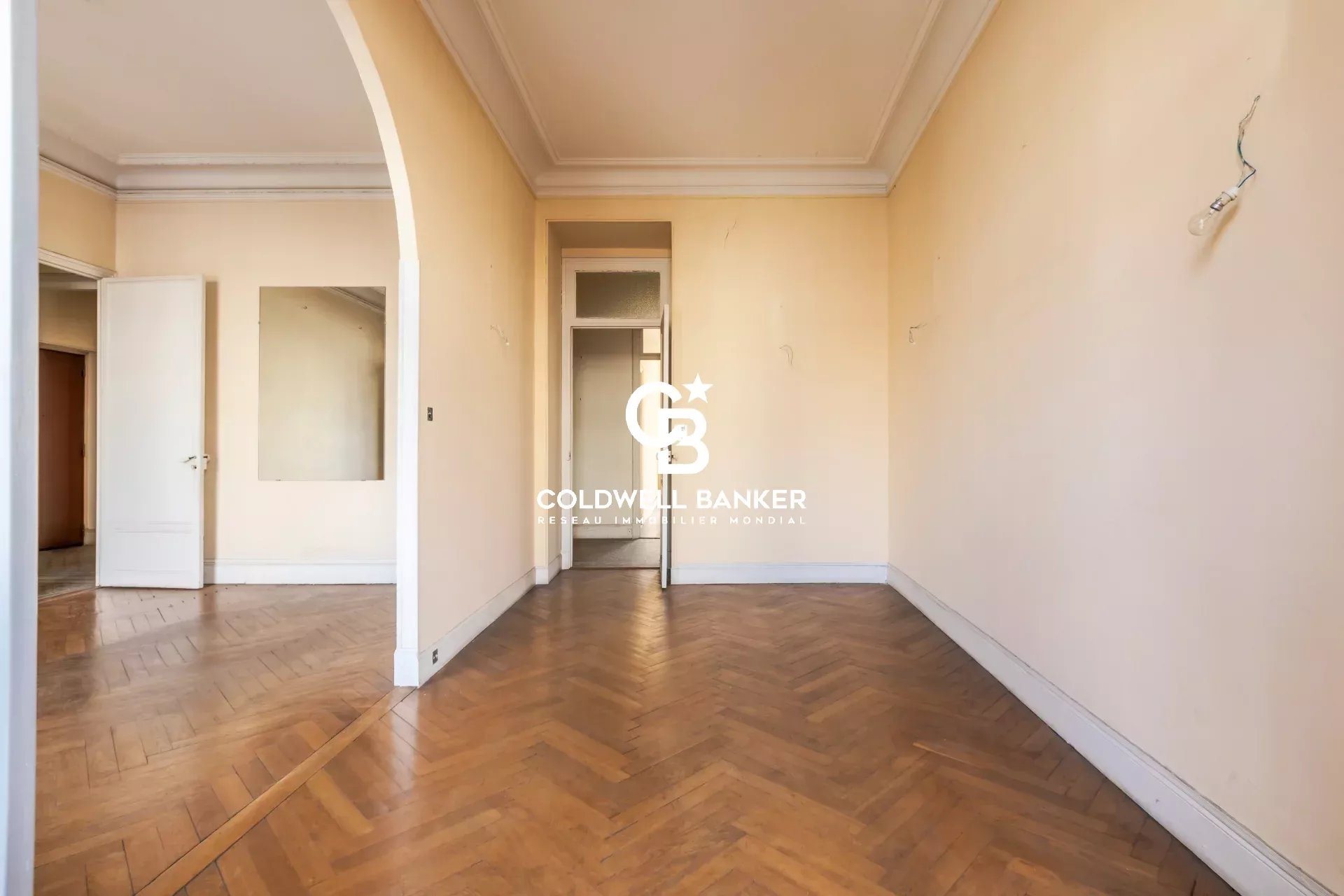 Carré d’Or — Splendid 107 sqm Bourgeois Apartment 200m from the Sea - Vue 4