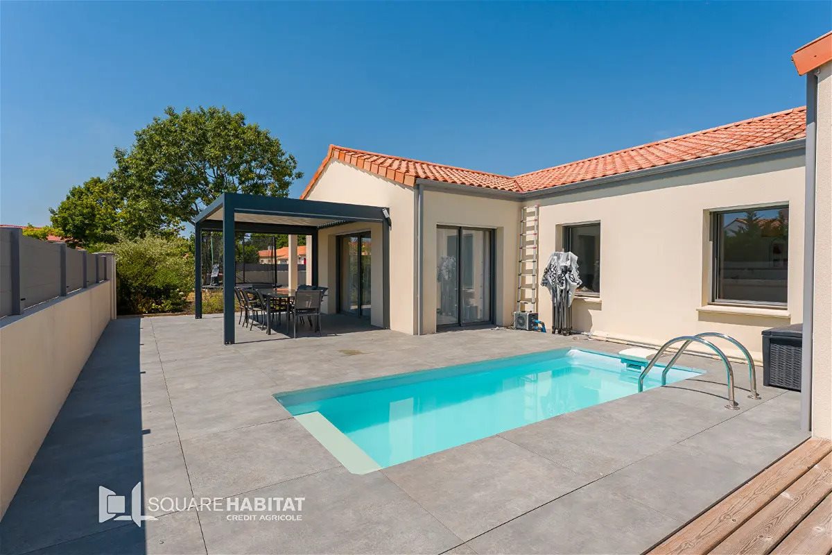 Maison à vendre, 136m², Pont-Saint-Martin