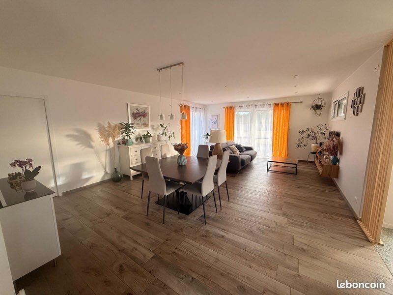 Maison à vendre, 136m², Pont-Saint-Martin