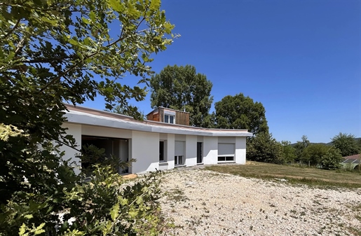 4 pièces 127 m² · à Mancioux · 127 m² · 327 000 €