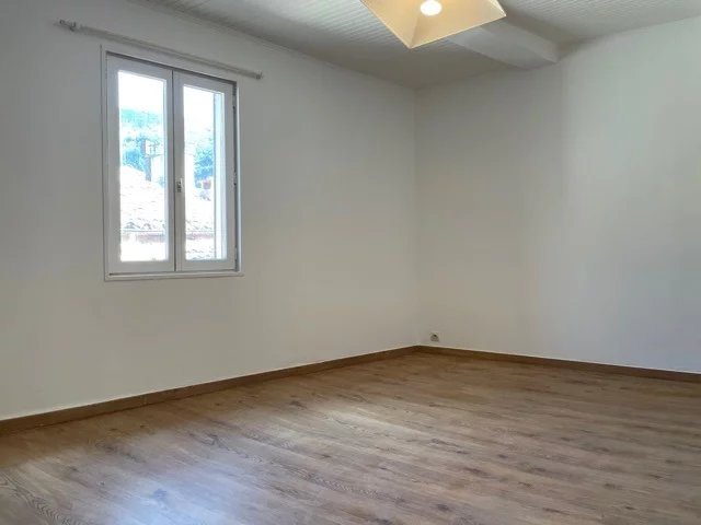 Appartement à louer, 70m², Lodève