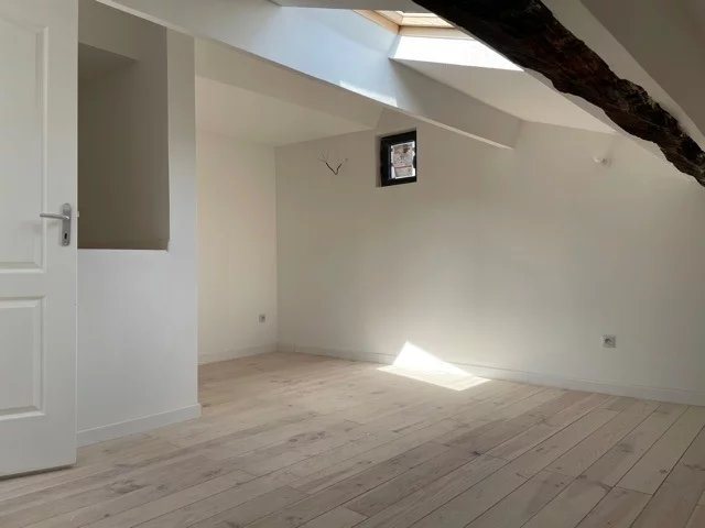 Appartement à louer, 70m², Lodève