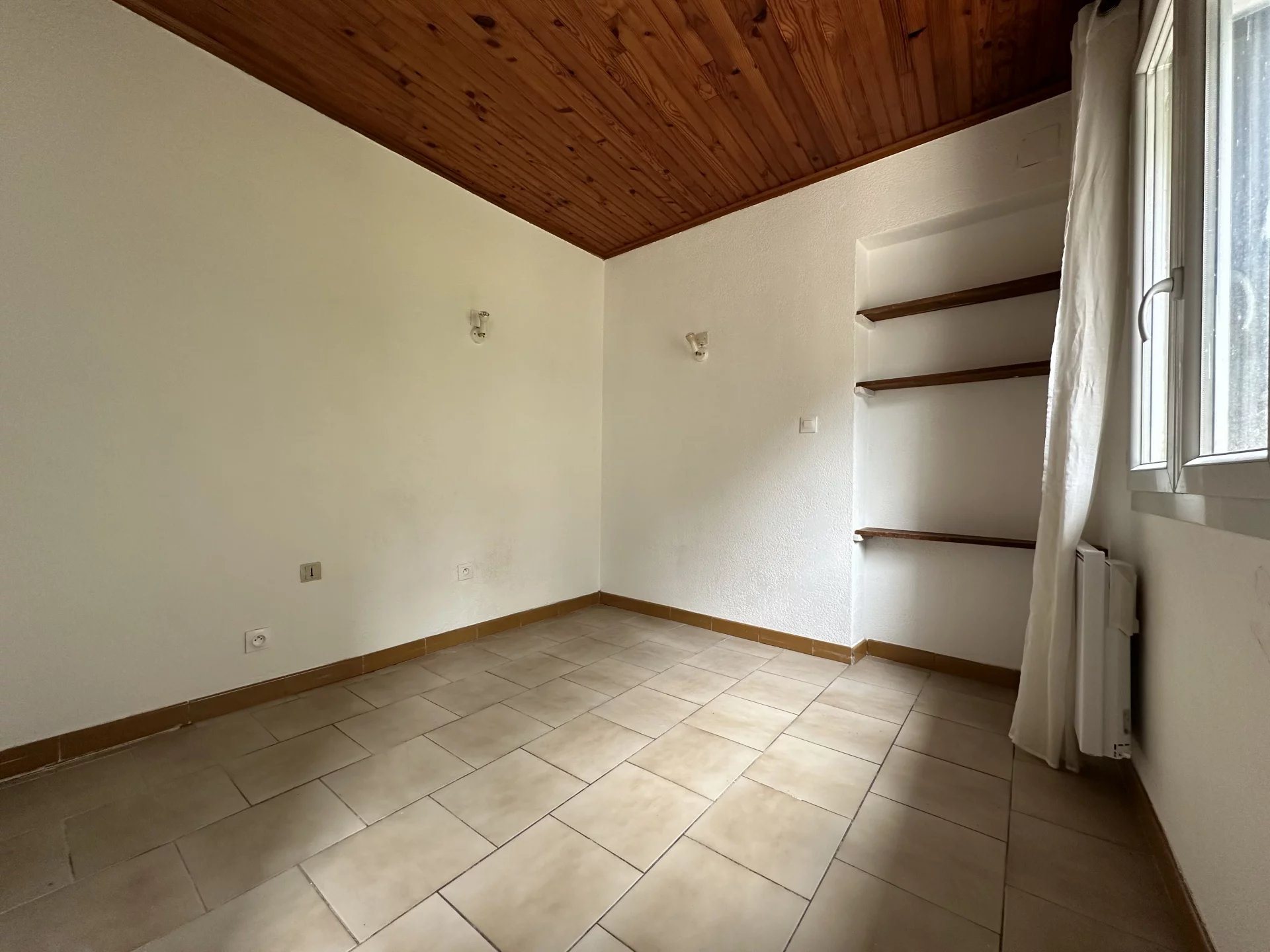Appartement à louer, 30m², Lodève