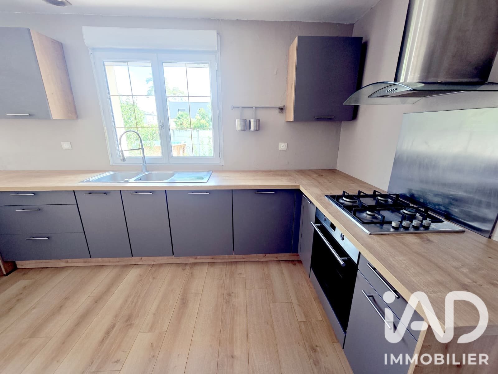 Maison à vendre, 117m², Saint-Jean-de-la-Ruelle