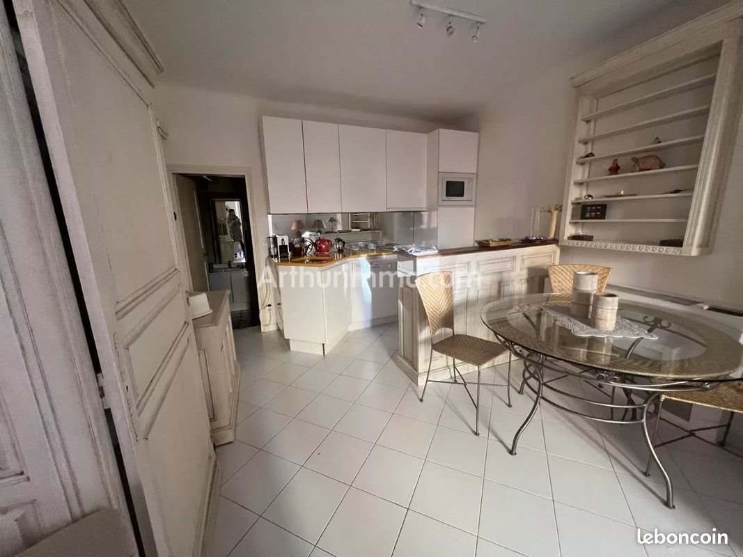 Appartement à louer, 34m², Saint-Tropez