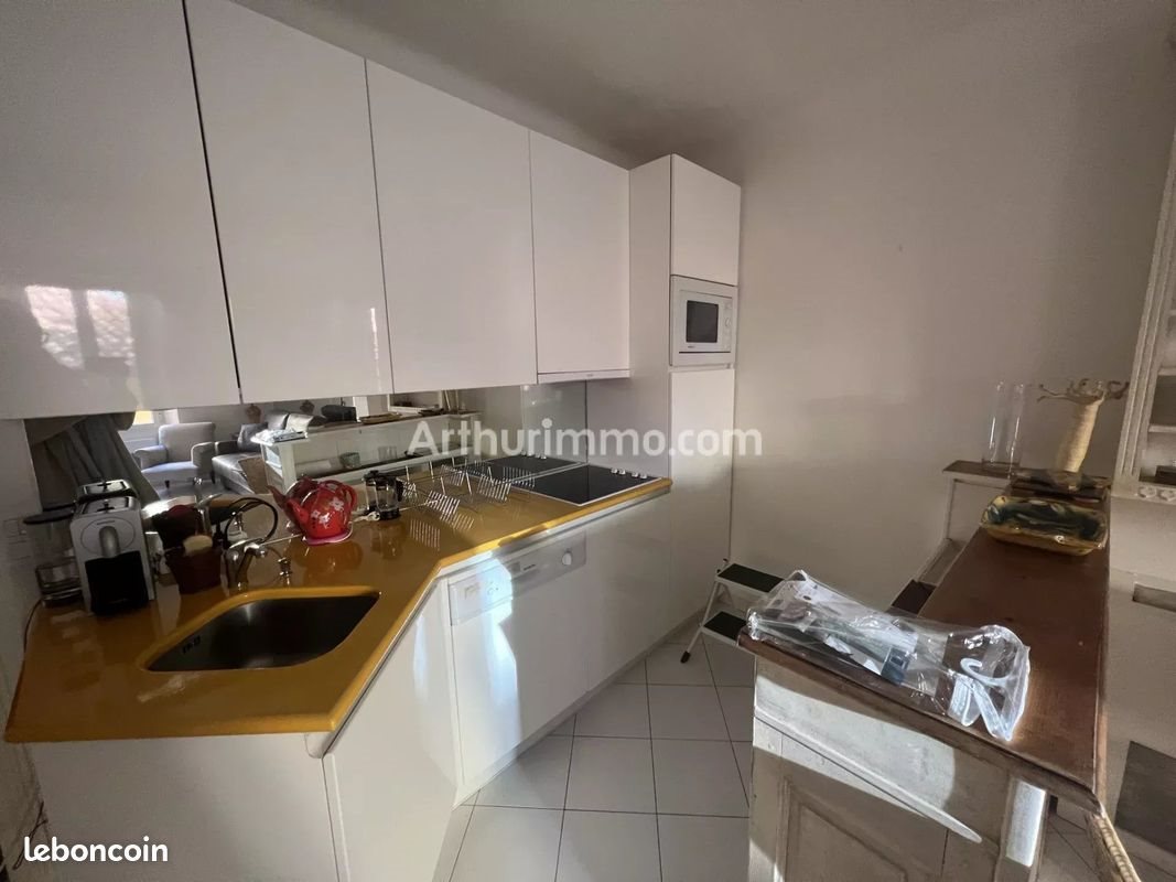 Appartement à louer, 34m², Saint-Tropez