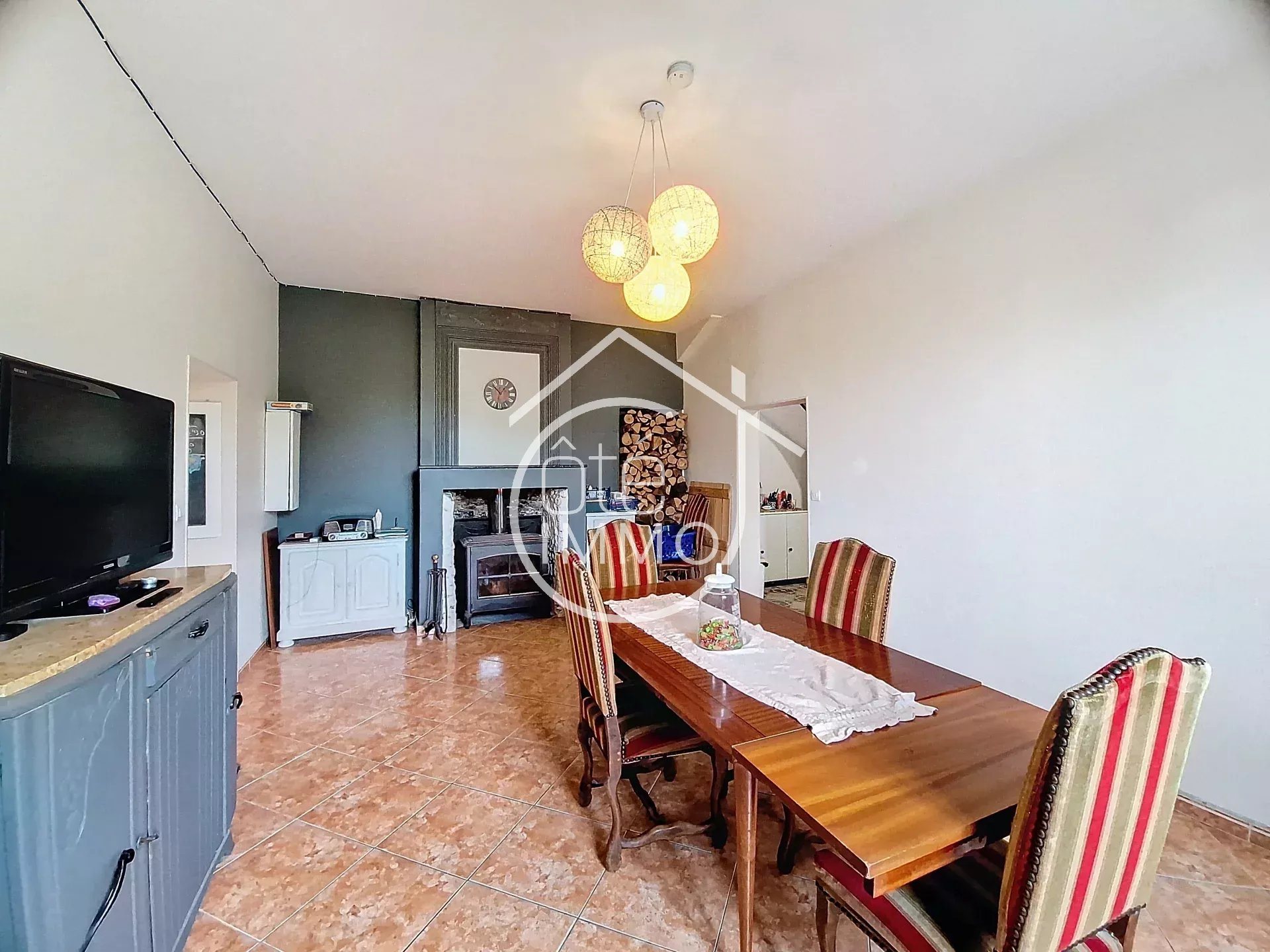 Maison à vendre, 385m², La Roquille