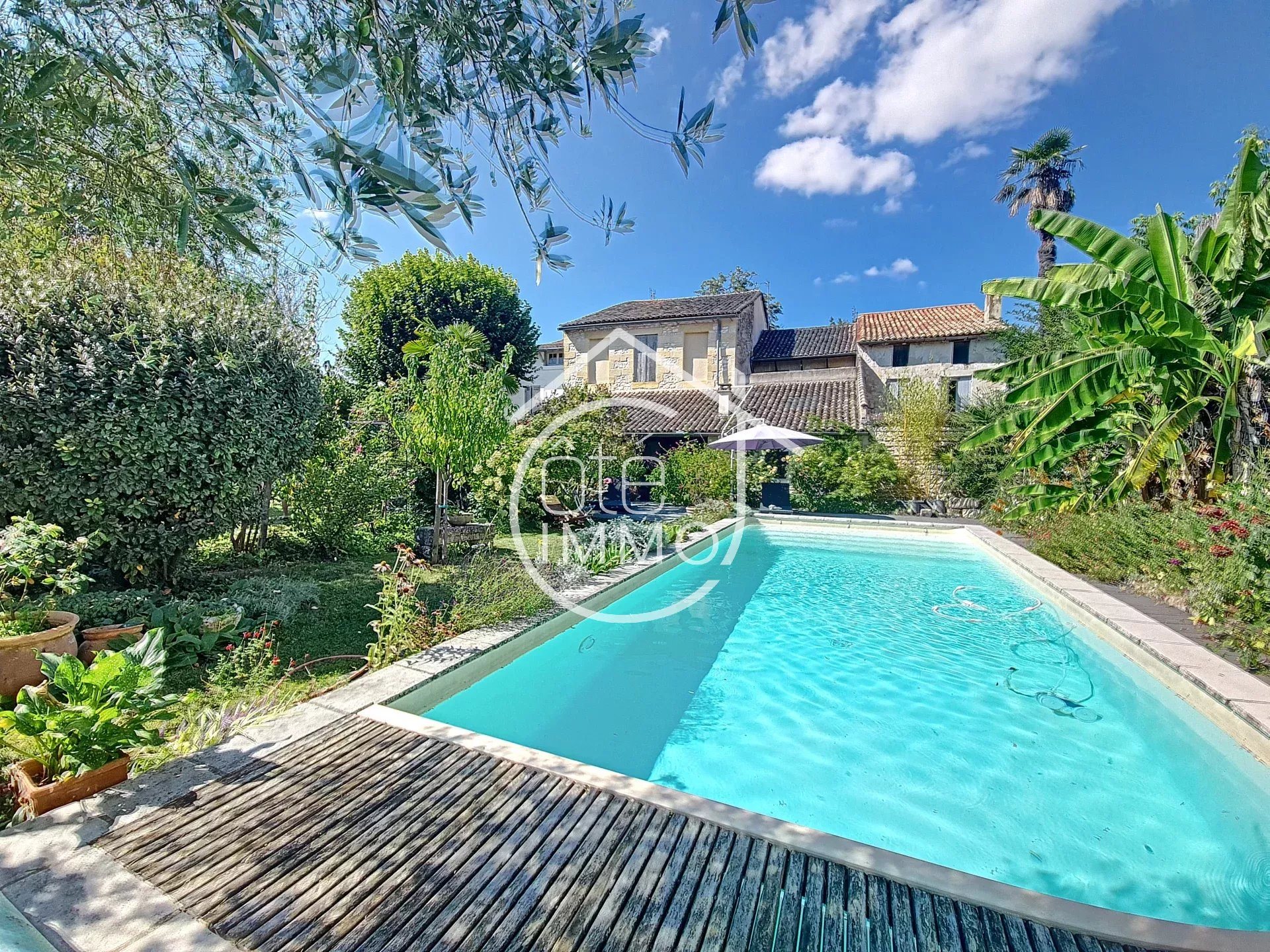 Maison à vendre, 371m², Sainte-Foy-la-Grande