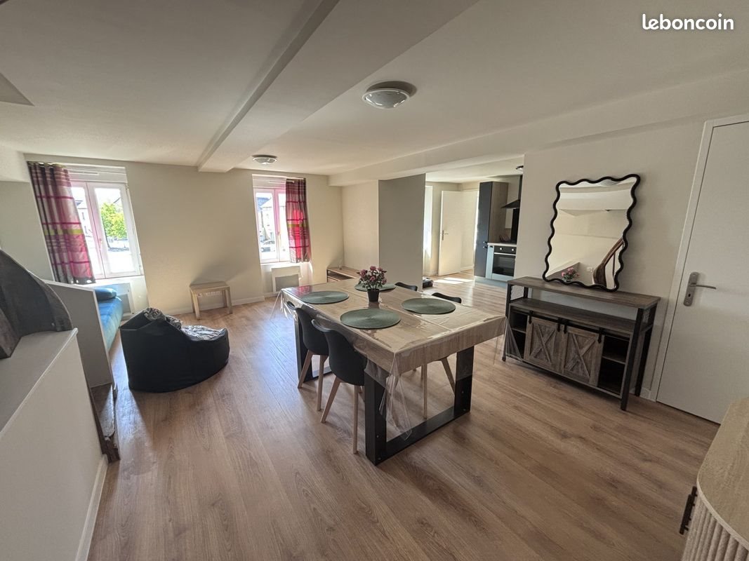 Appartement à louer, 67m², Quédillac