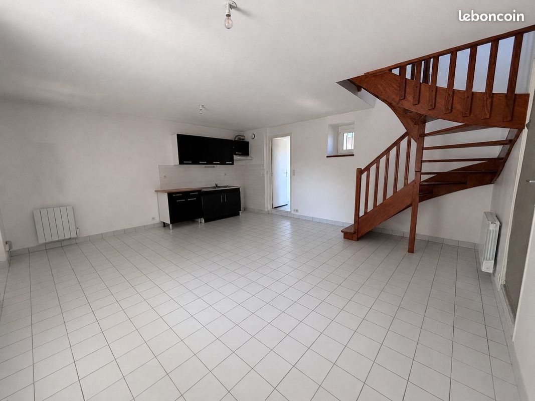 Maison à louer, 57m², Landujan