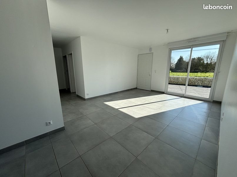 Maison à louer, 76m², Saint-Méen-le-Grand