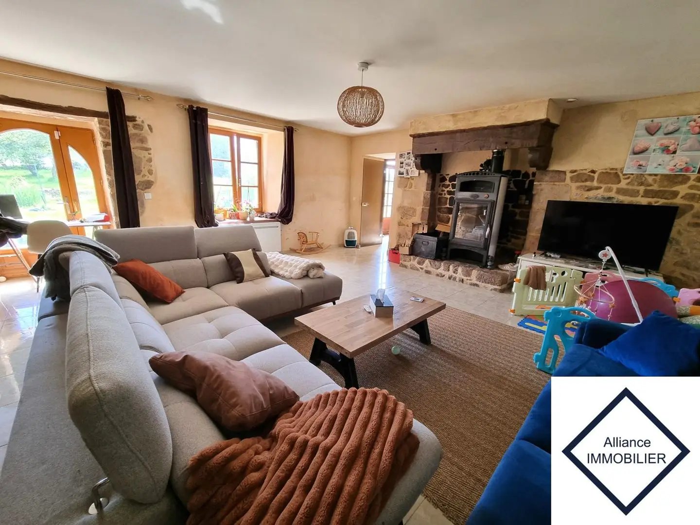 Maison à vendre, 250m², Médréac
