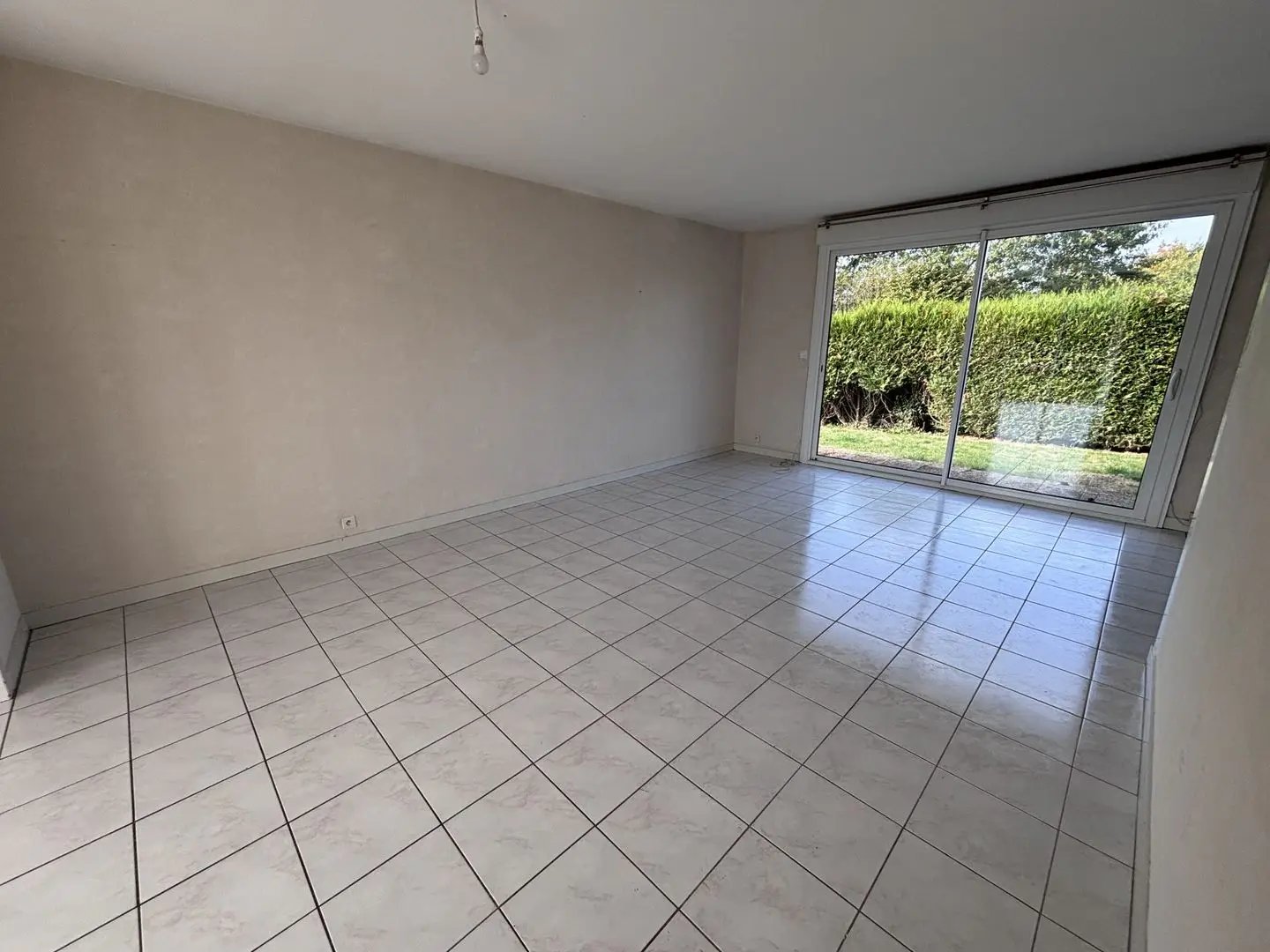 Maison à louer, 112m², Landujan
