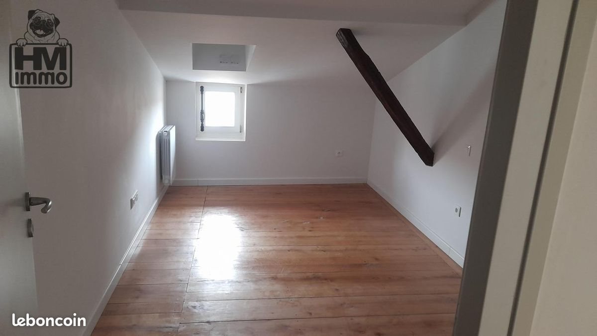 Appartement à louer, 29m², Saint-Léonard-de-Noblat
