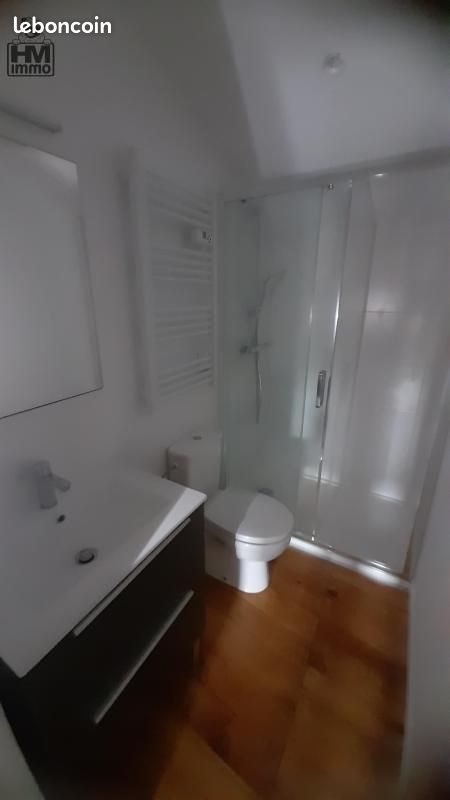 Appartement à louer, 29m², Saint-Léonard-de-Noblat