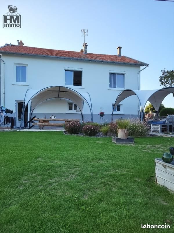 Maison à vendre, 1840m², Saint-Léonard-de-Noblat