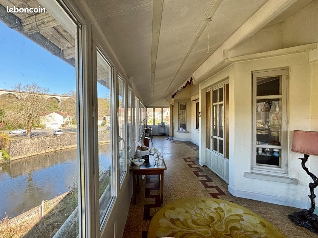 Appartement à vendre, 330m², Saint-Léonard-de-Noblat