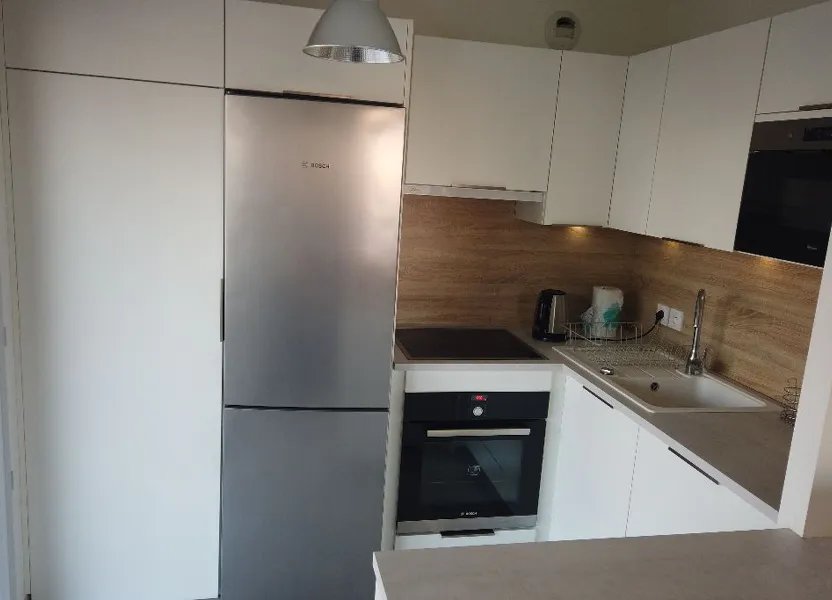 Appartement à louer, 63m², Antibes