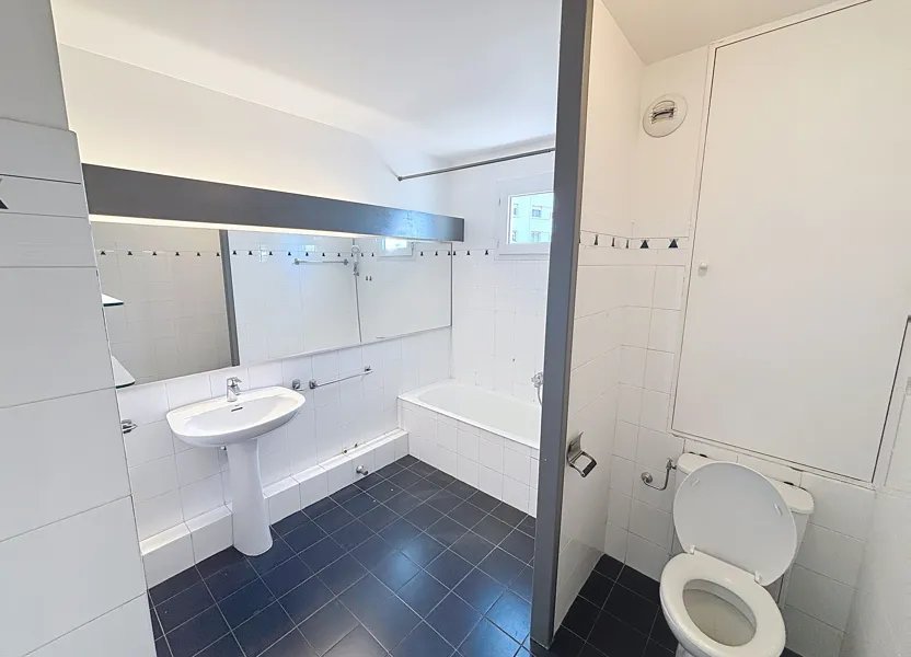 Appartement à louer, 71m², Antibes
