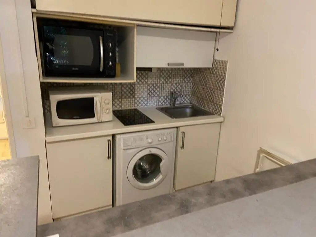 Appartement à louer, 21m², Vallauris
