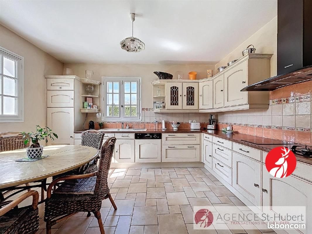 Maison à vendre, 160m², Barbizon
