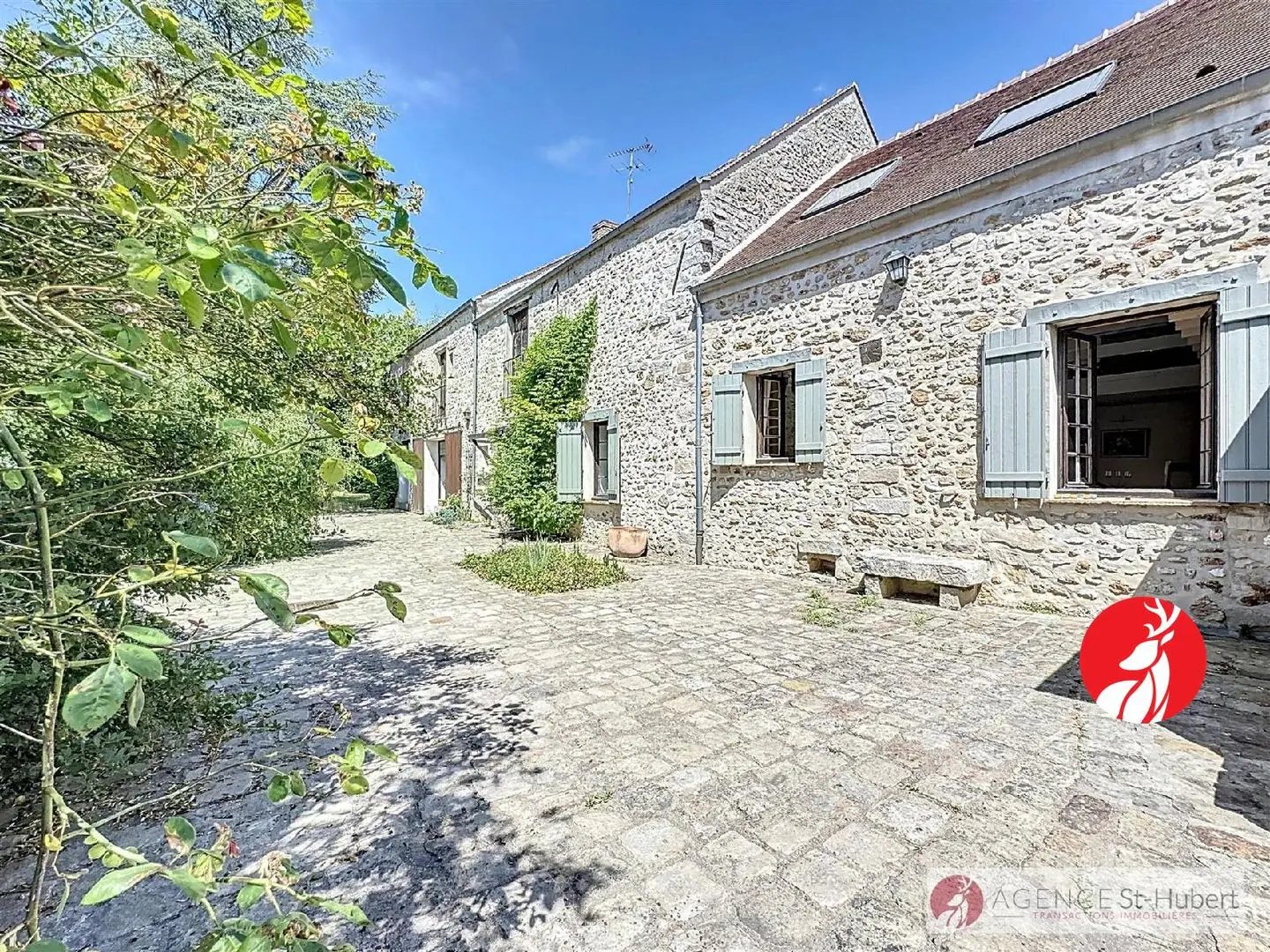 Maison à vendre, 383m², Cély-en-Bière