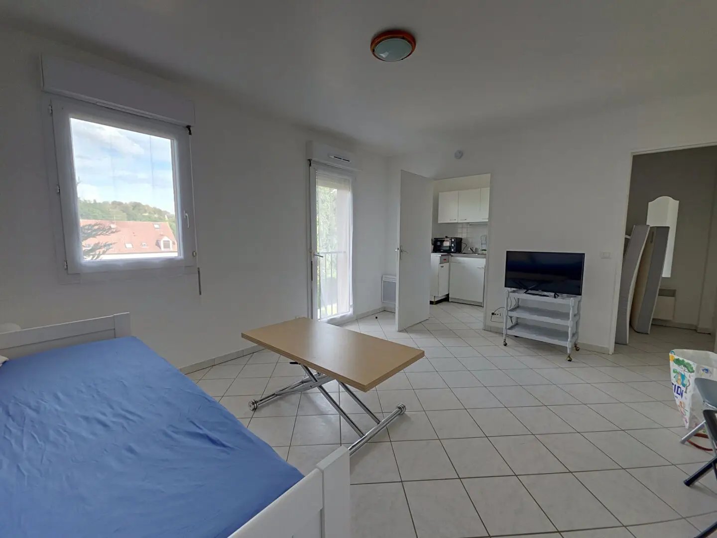Appartement à louer, 26m², Épernon