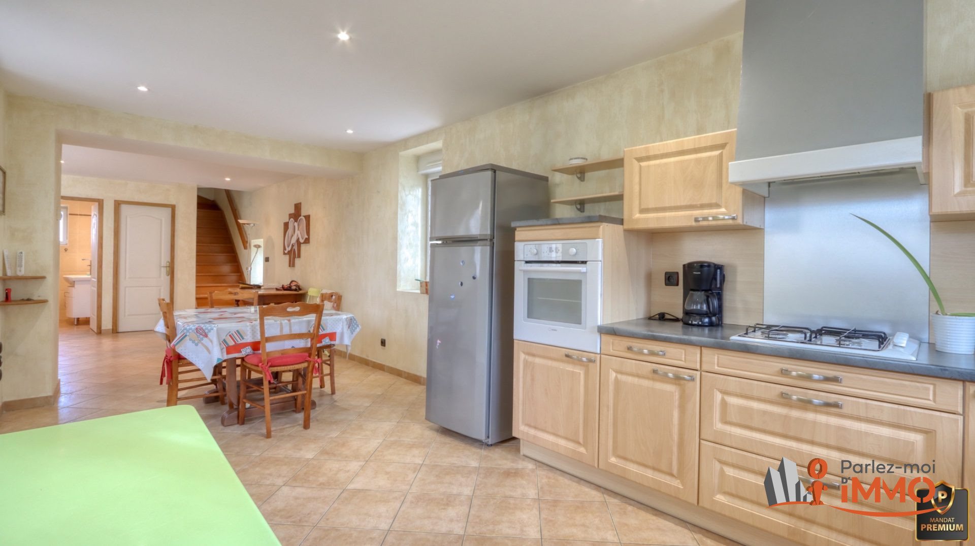 Maison à vendre, 101m², Four