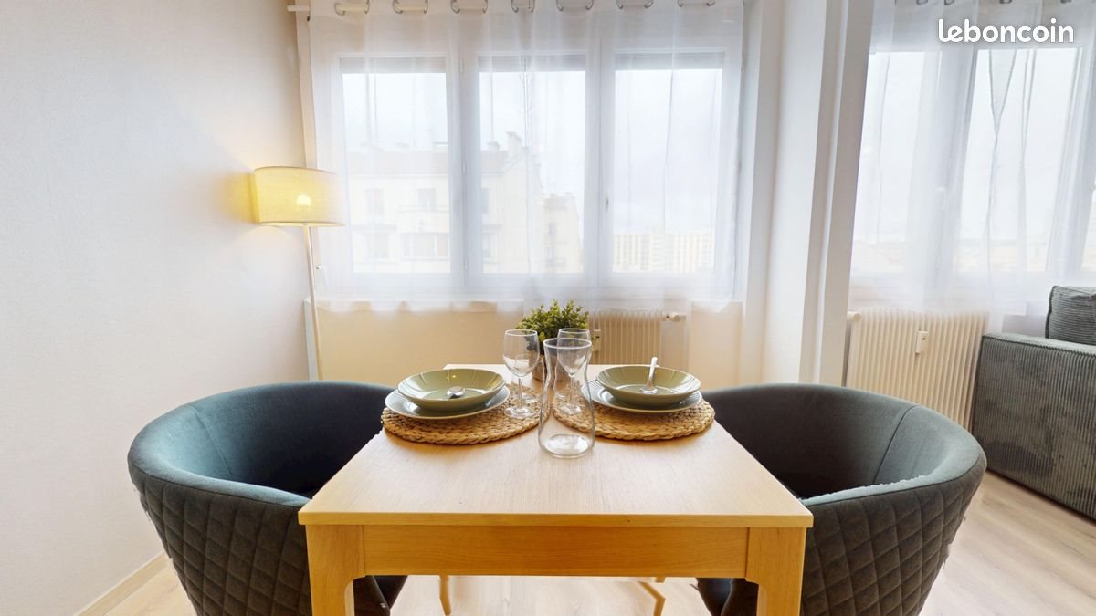 Appartement à louer, 28m², Saint-Étienne