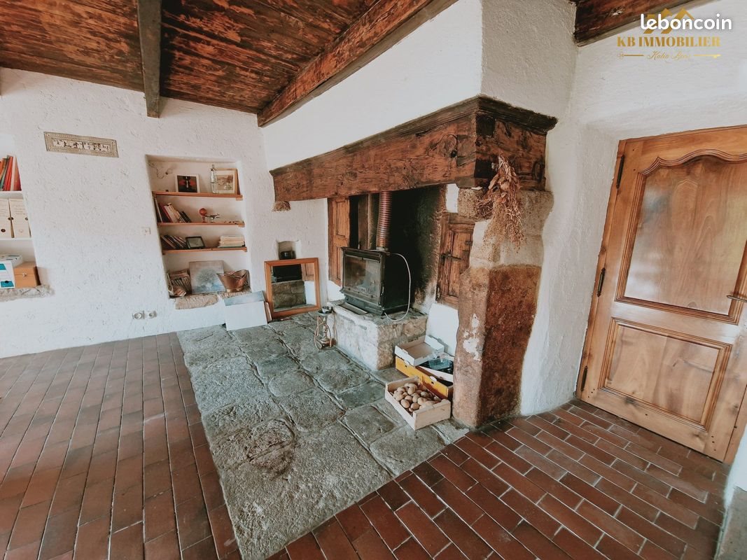 Maison à vendre, 195m², Saint-Sauveur-de-Montagut