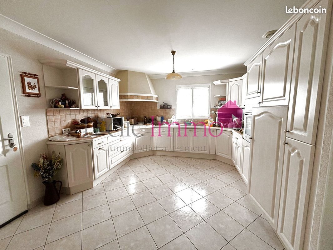 Maison à vendre, 119m², Saint-Révérend