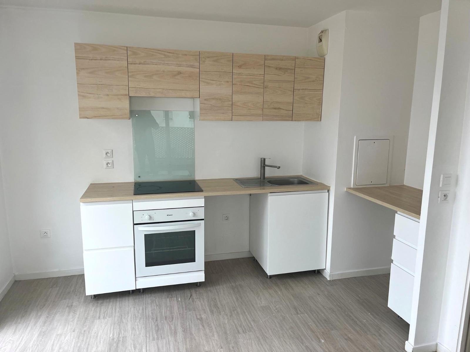 Appartement à louer, 3m², Evry