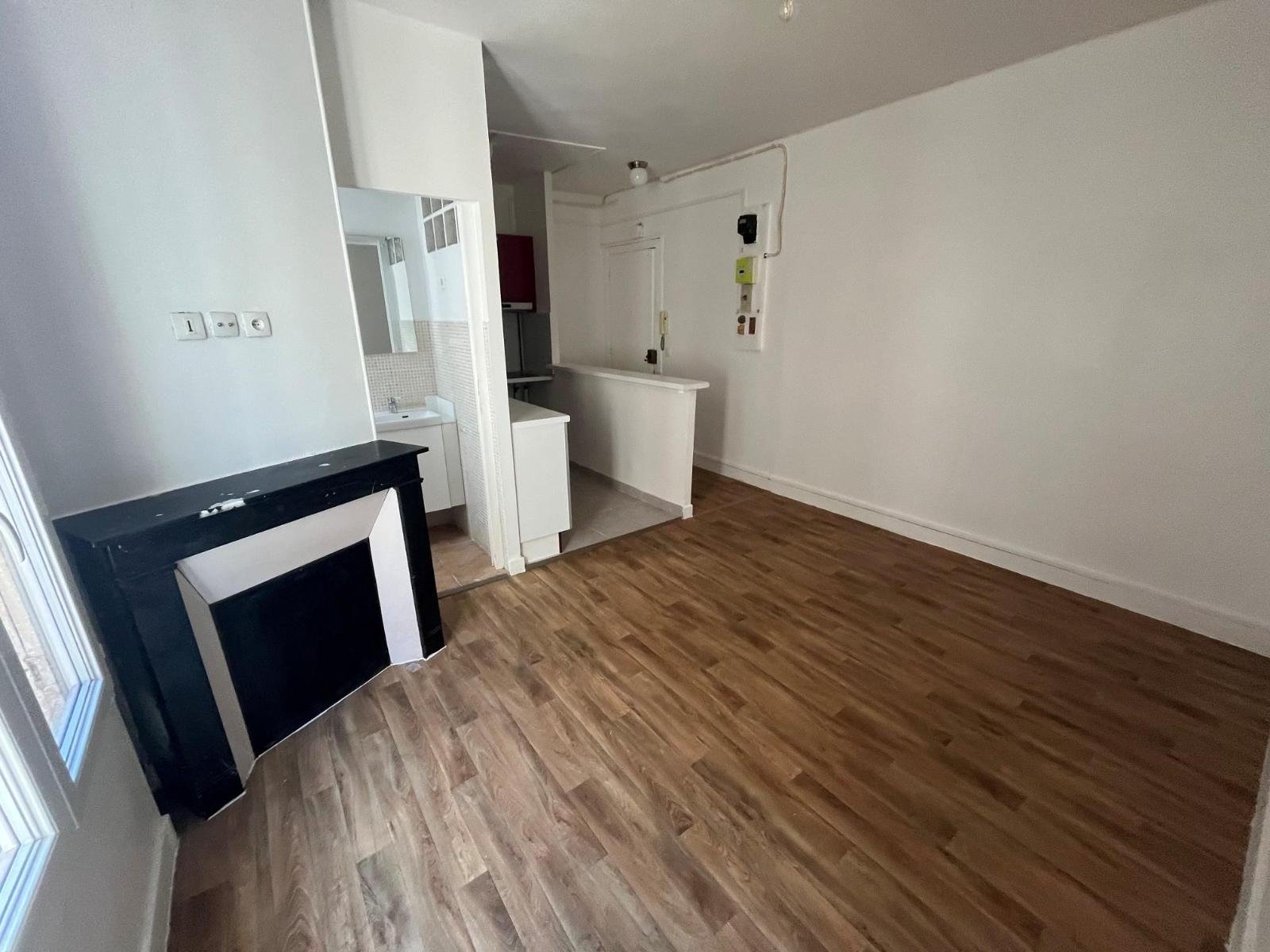 Appartement à louer, 2m², Clichy
