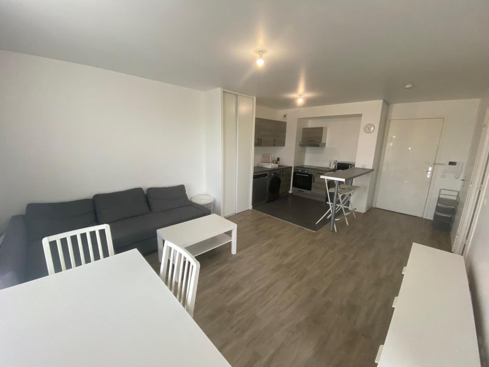 Appartement à louer, 2m², Cergy