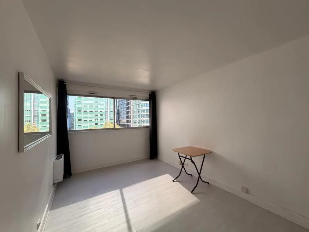 Appartement à louer, 22m², Courbevoie