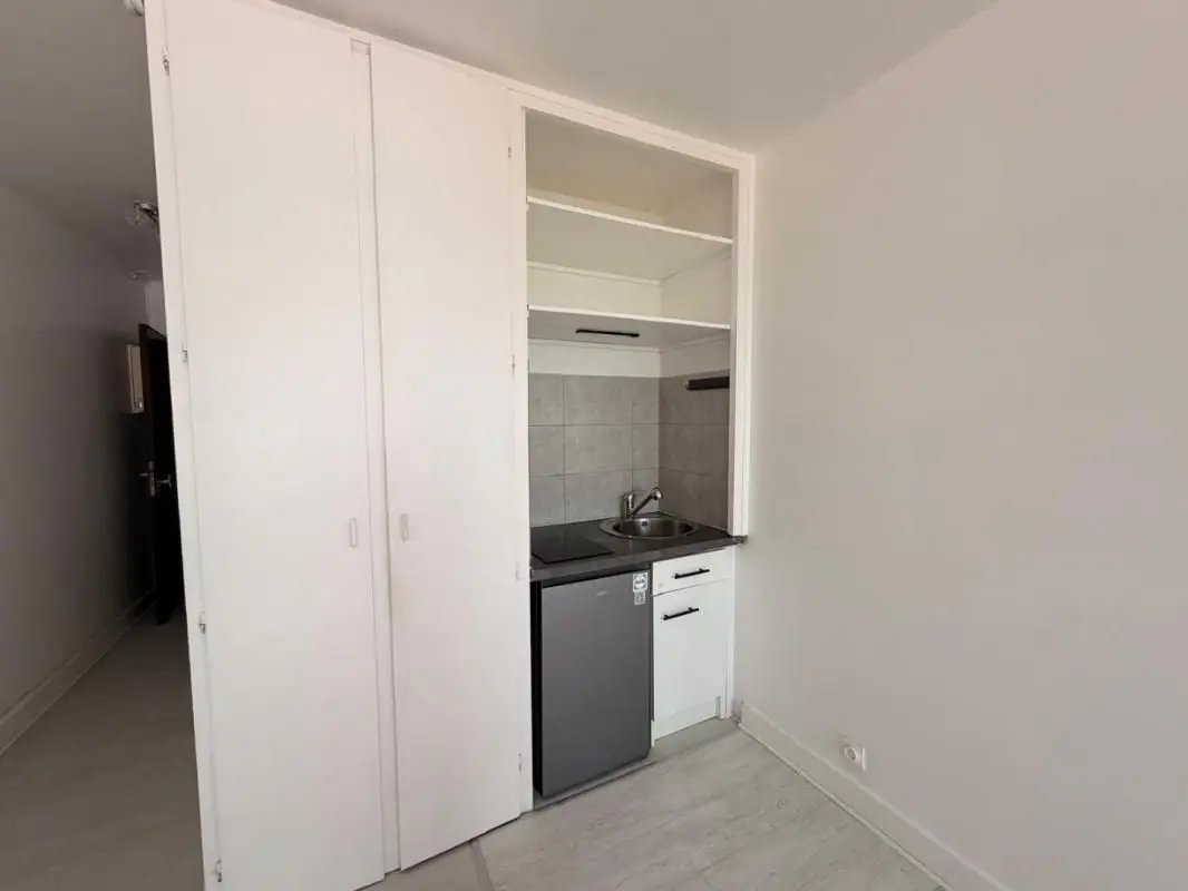 Appartement à louer, 22m², Courbevoie