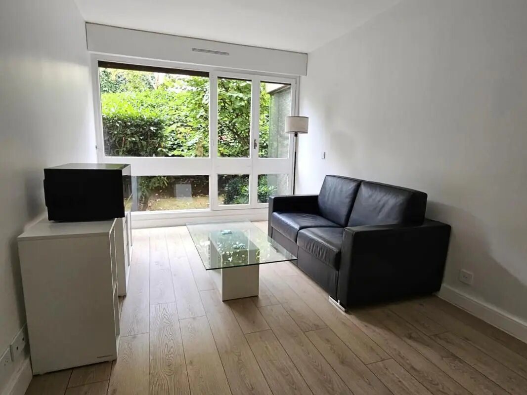 Appartement à louer, 19m², Le Chesnay