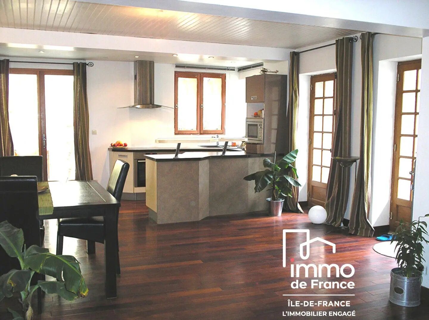 Maison à vendre, 216m², Juziers